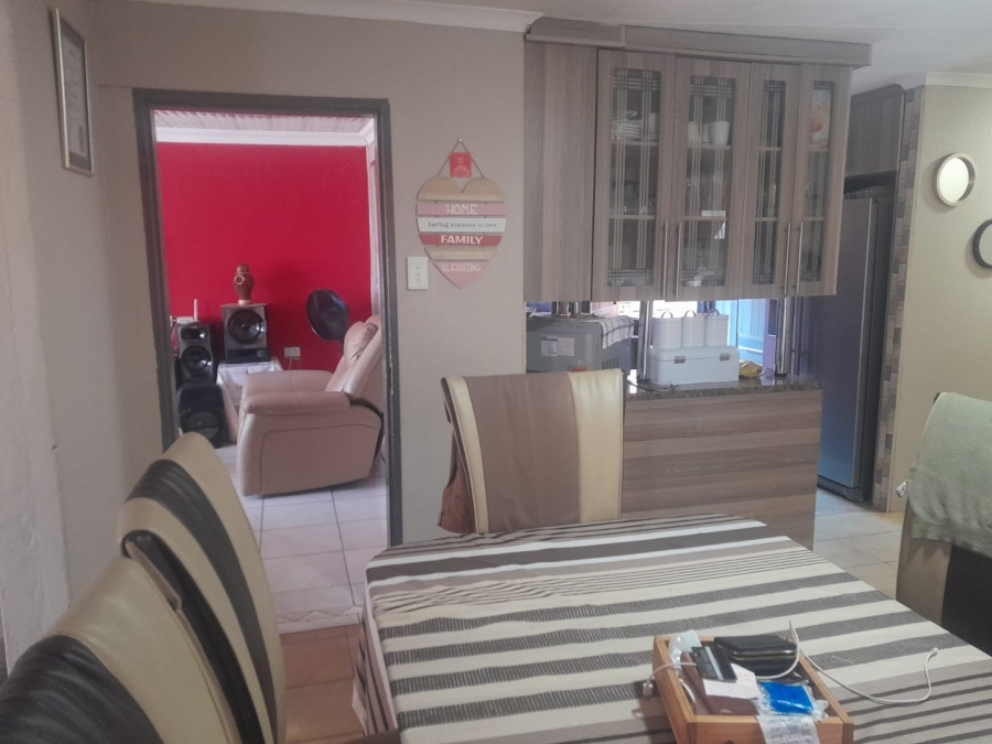 3 Bedroom Property for Sale in Morula View North West